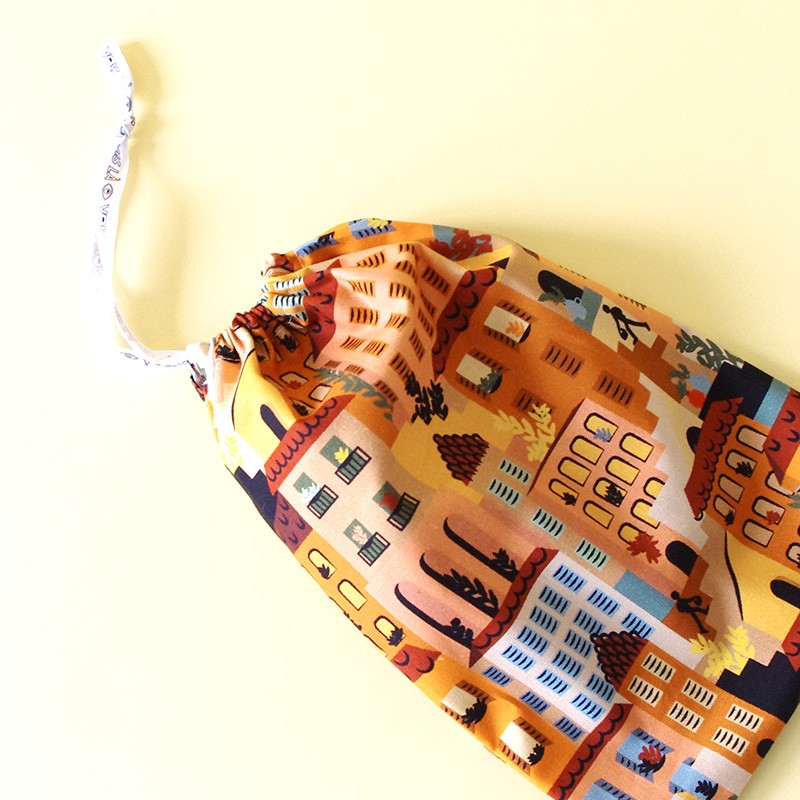 pochette rangement orange